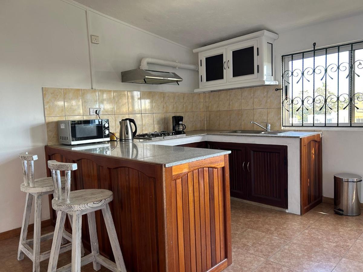 Paradise Hill Grand Baie Bagian luar foto